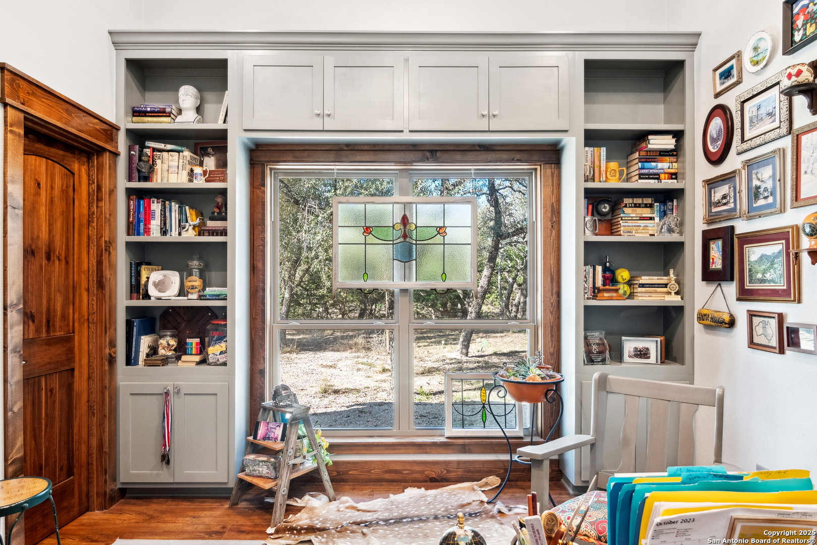 main property photo 25