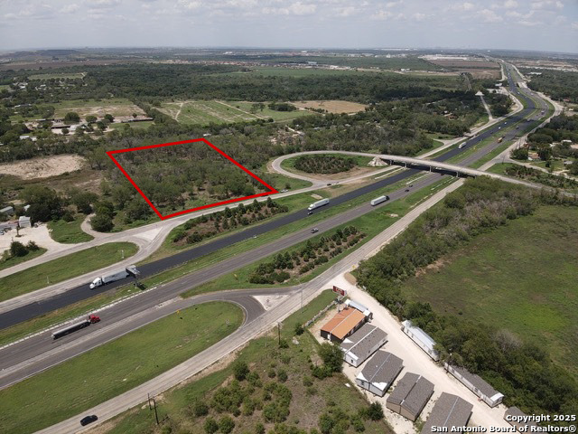 main property photo 2