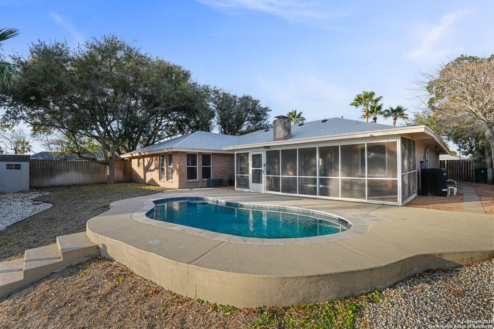 main property photo 34