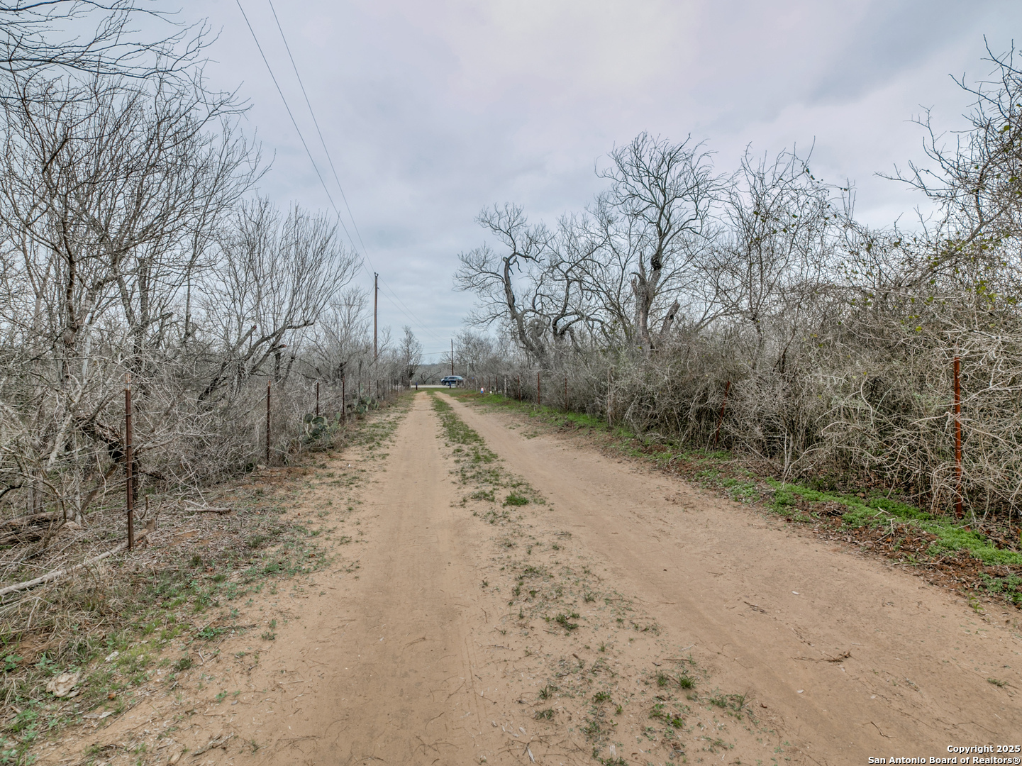 main property photo 28