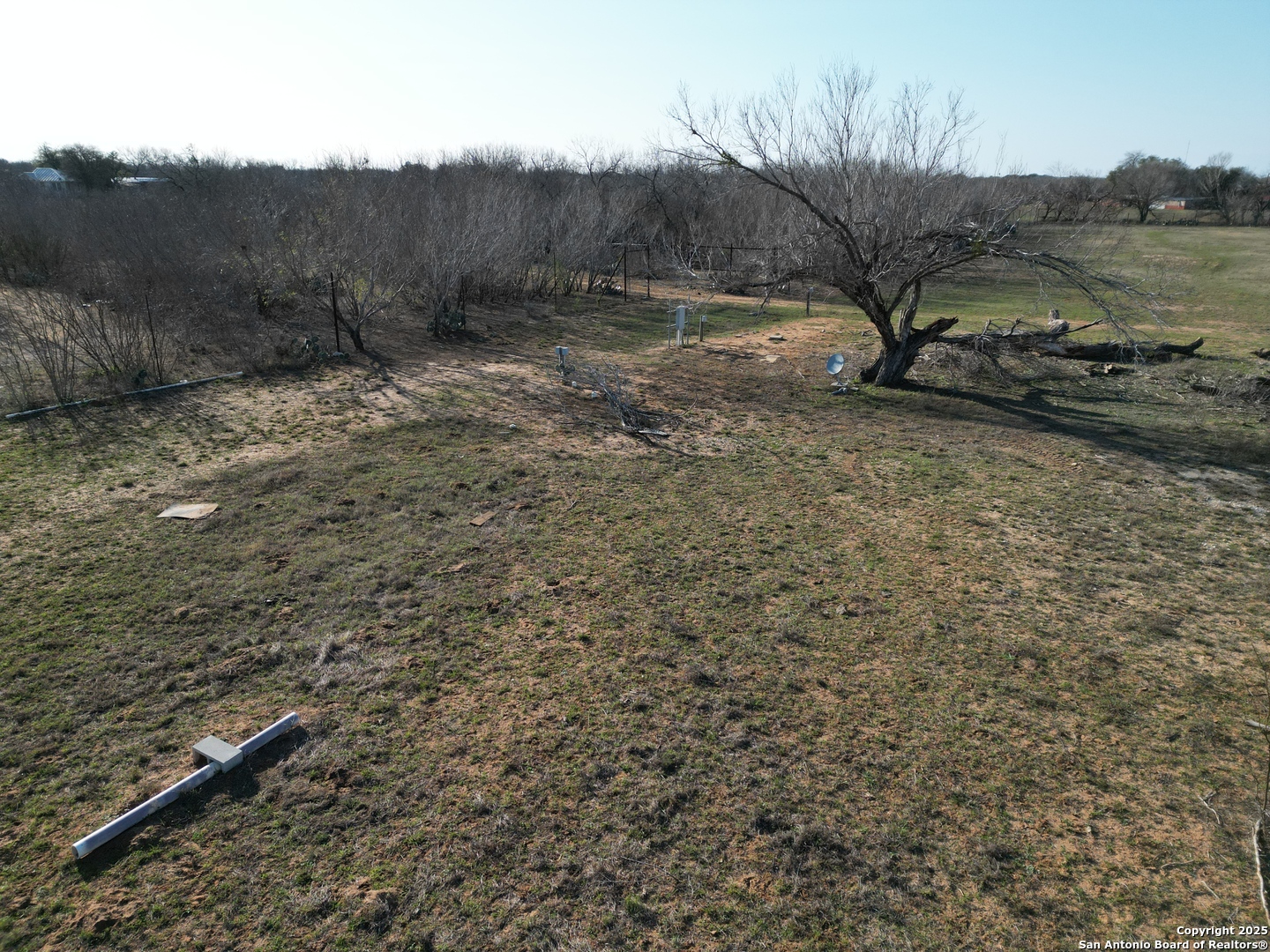 main property photo 10