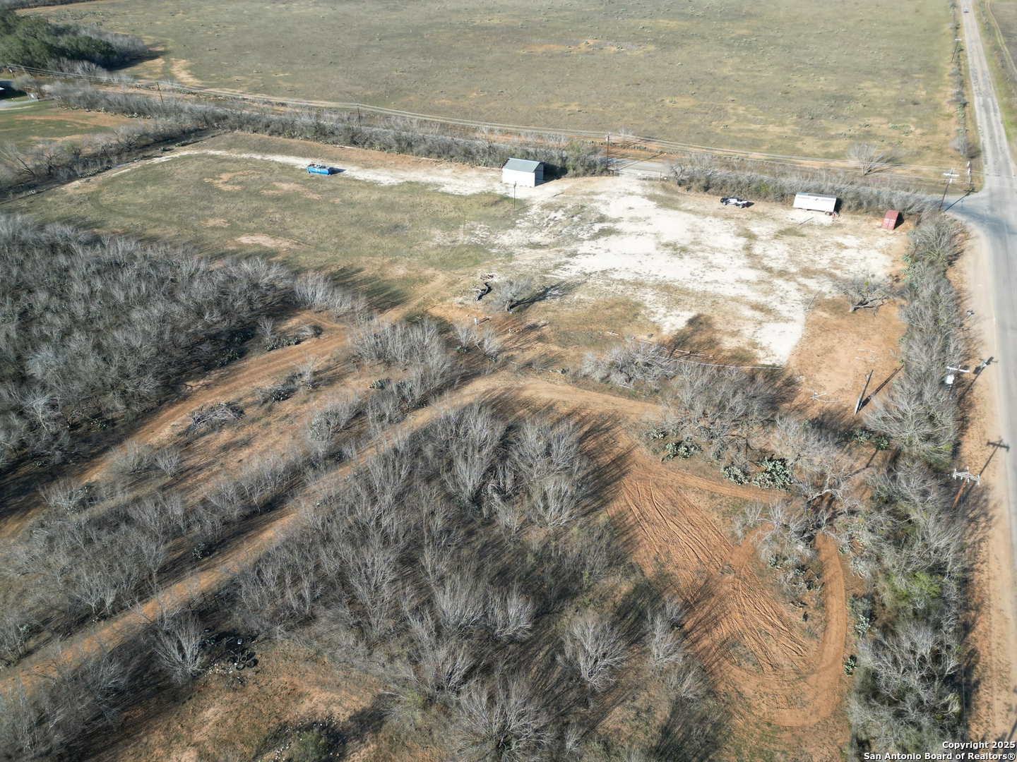 main property photo 14