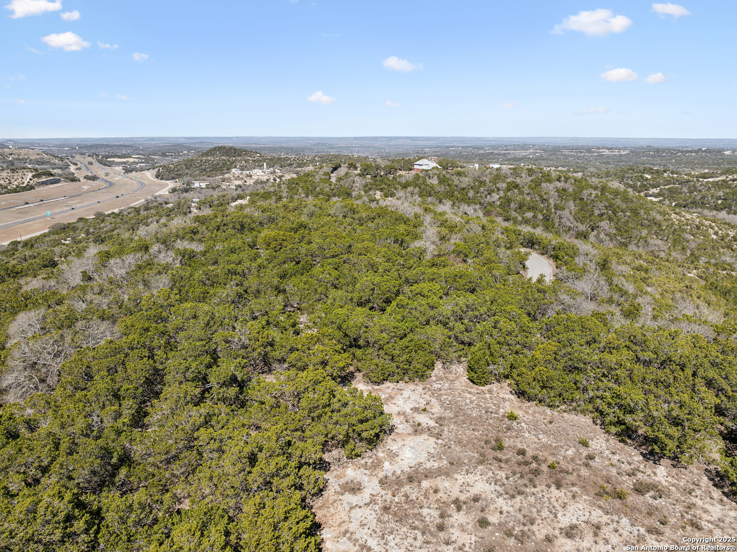 main property photo 20