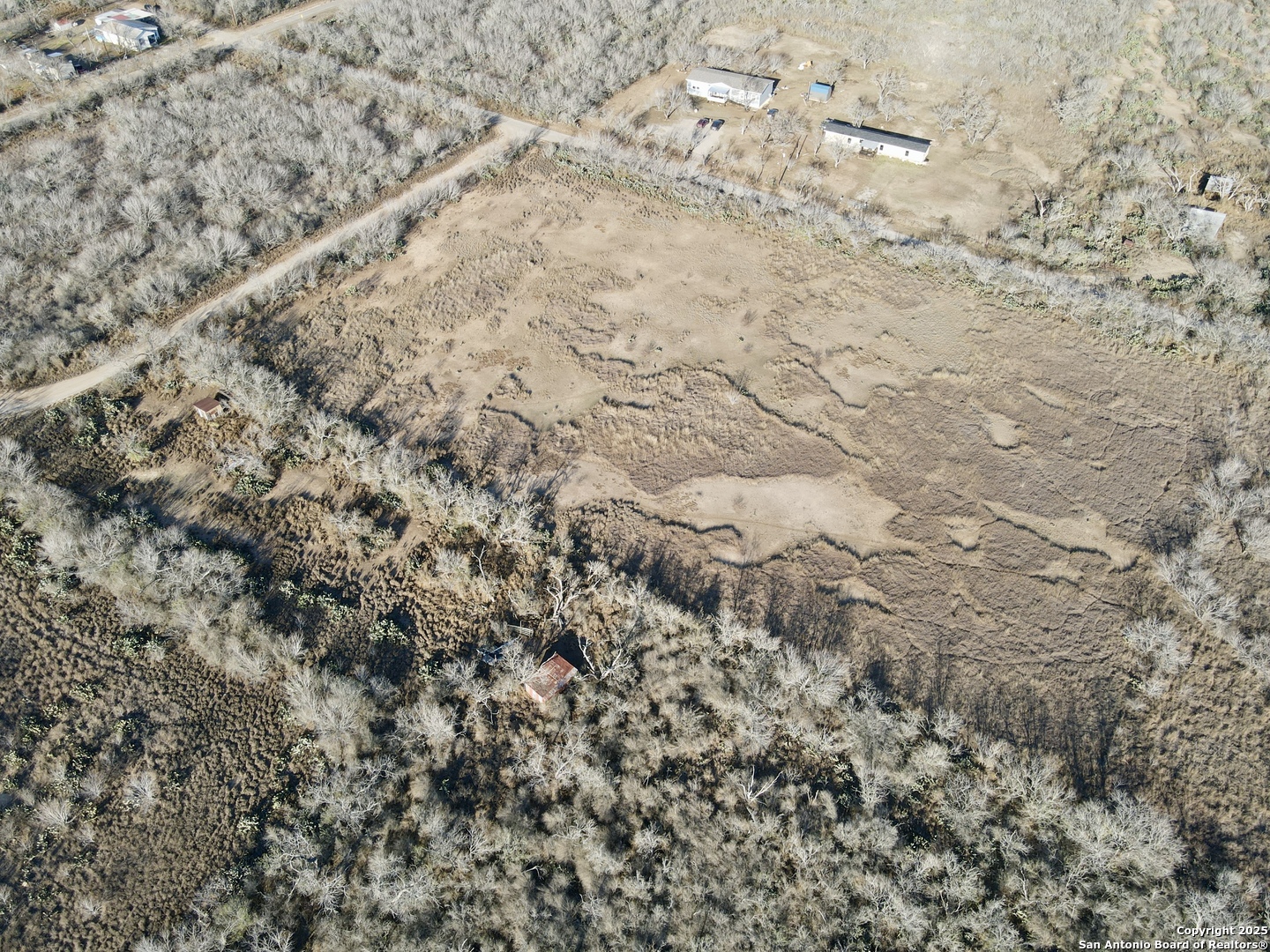 main property photo 8