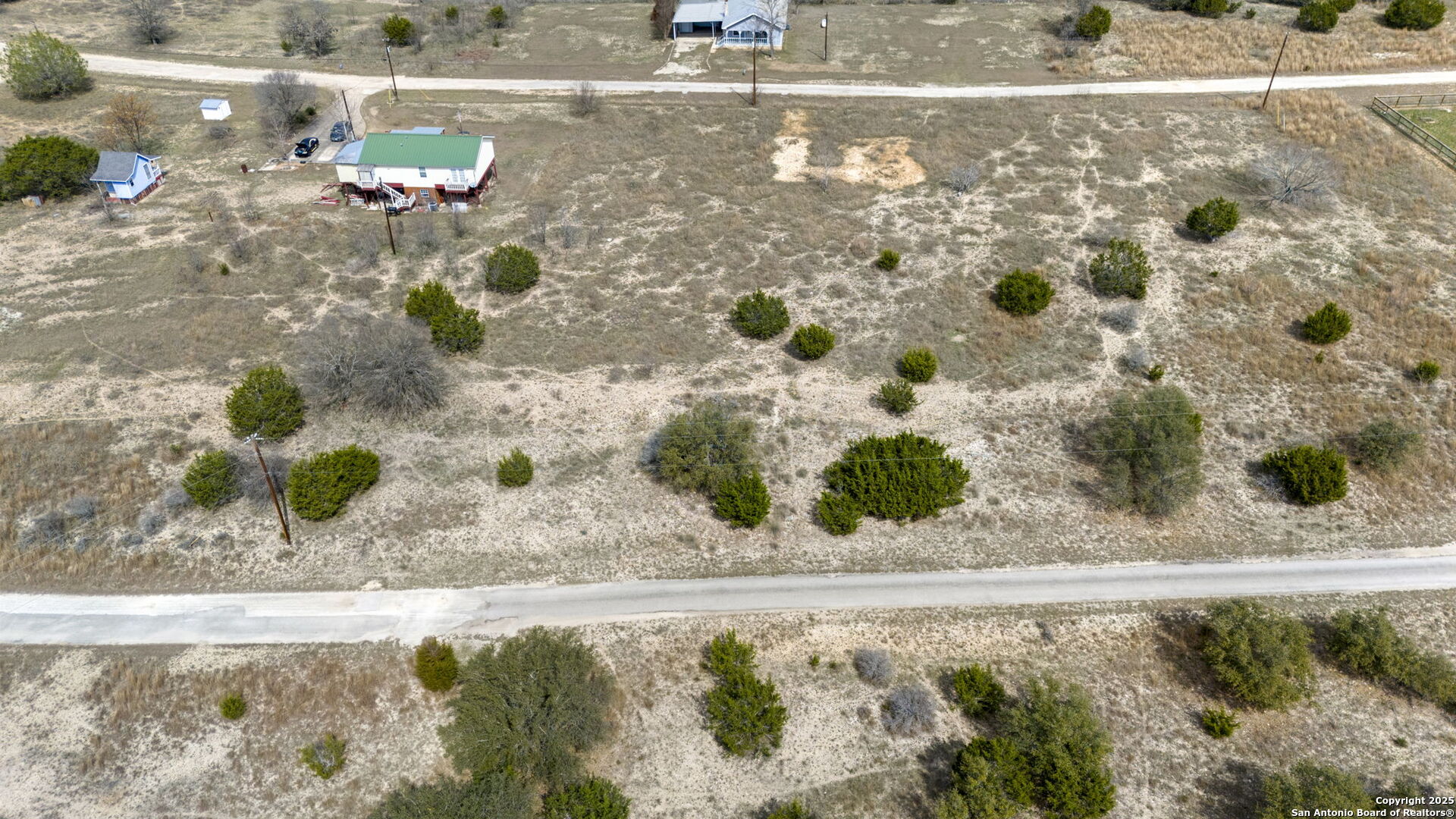 main property photo 7