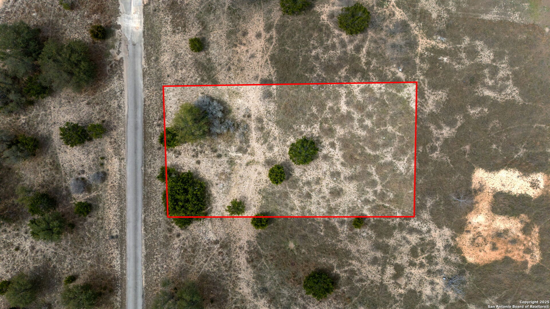 main property photo 8