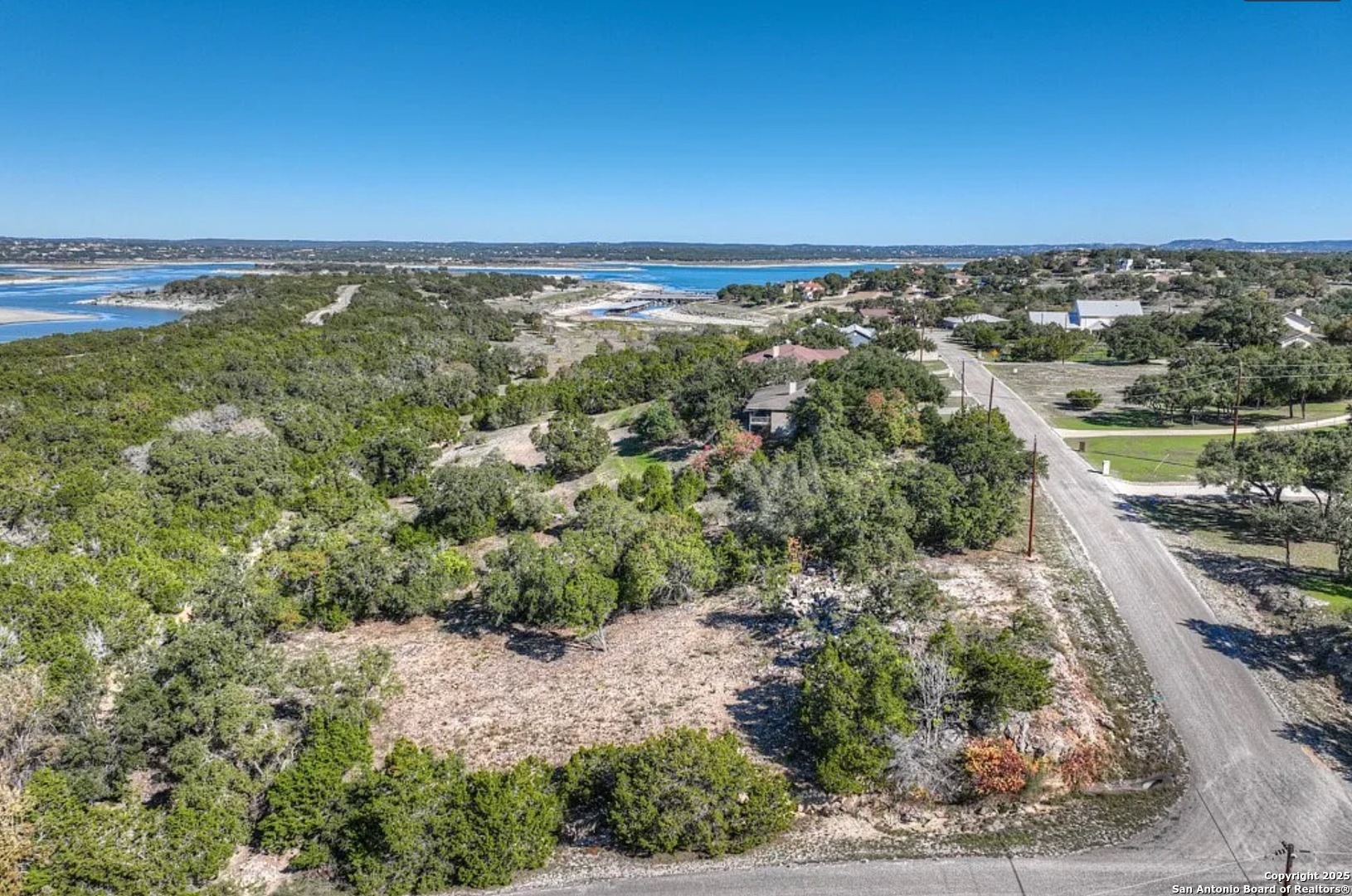 main property photo 5