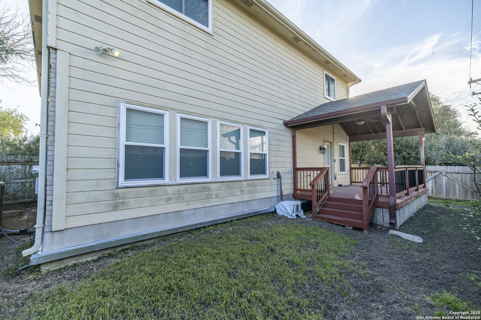 main property photo 44