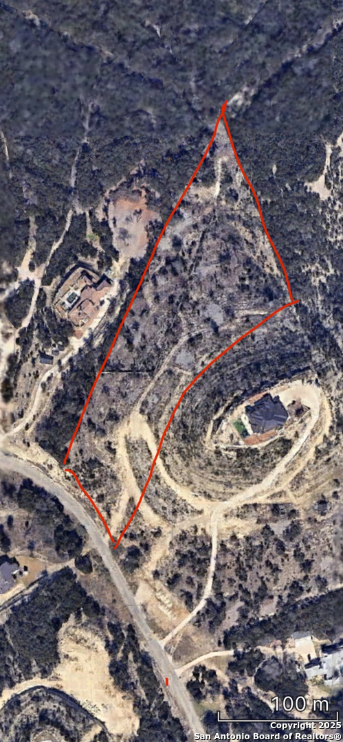 main property photo 17