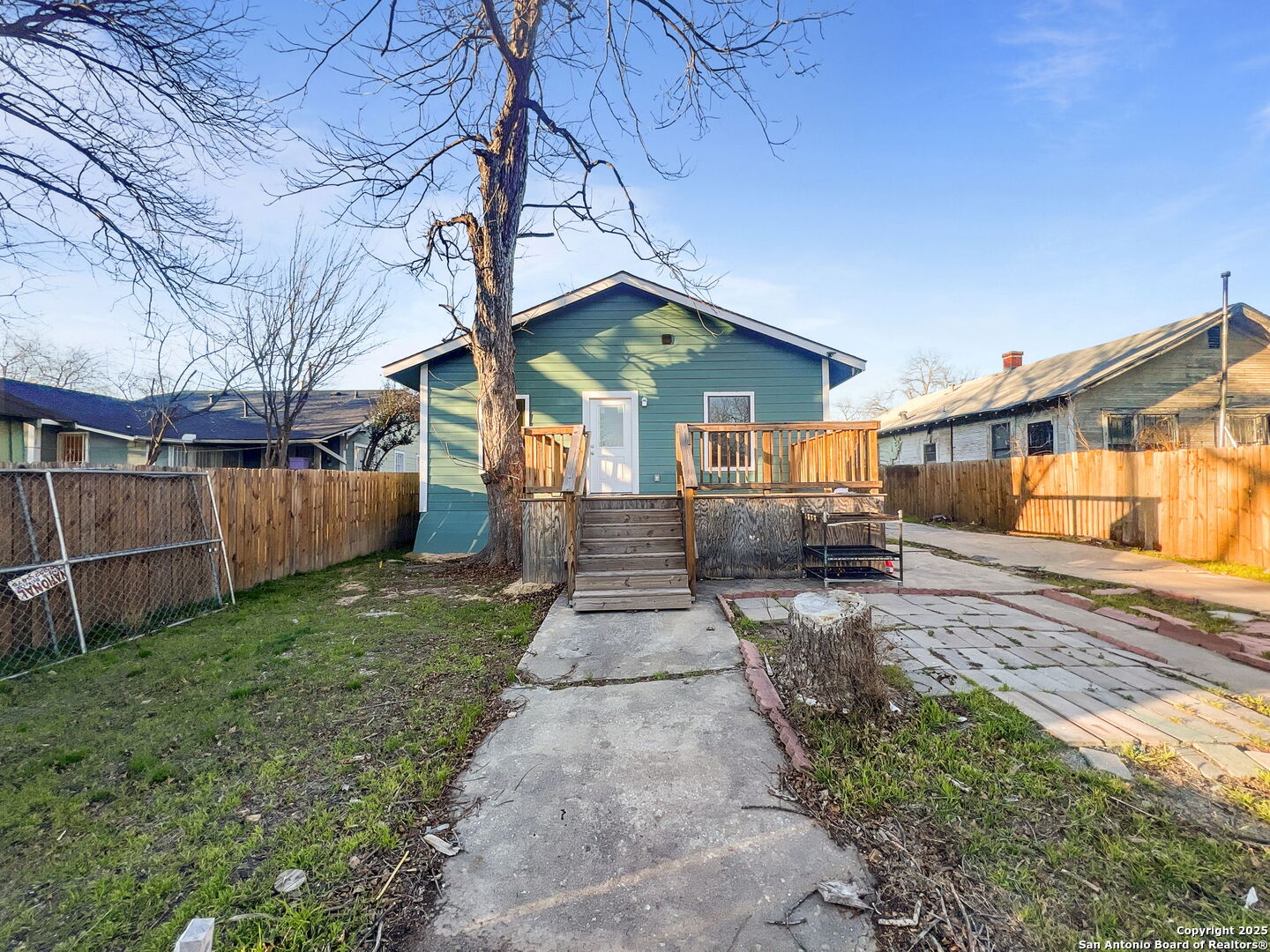 main property photo 18