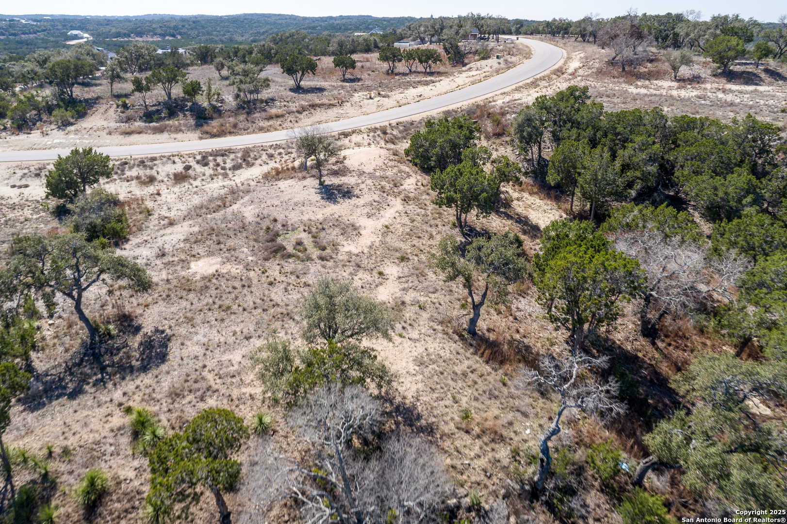 main property photo 13