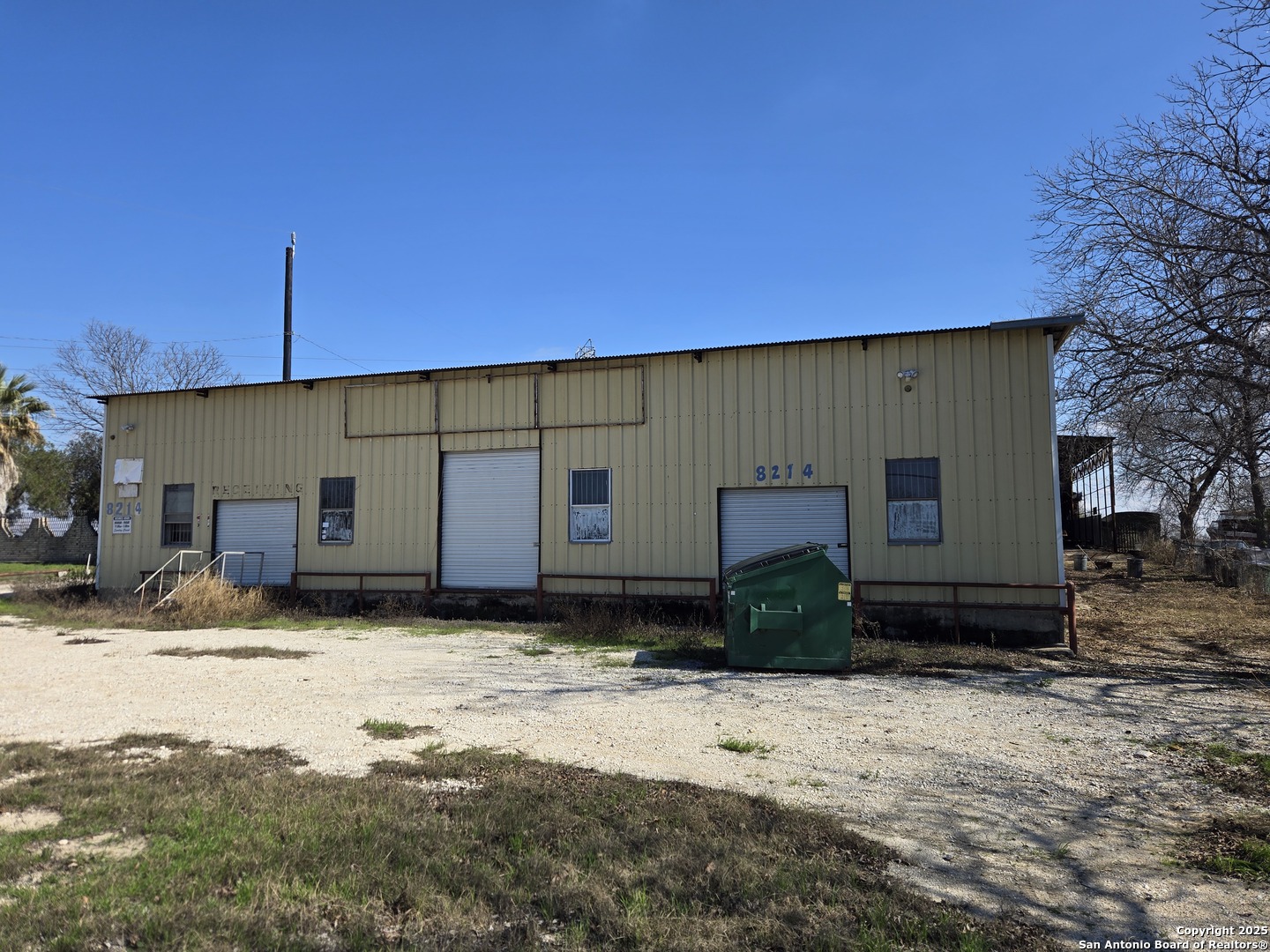 main property photo 13