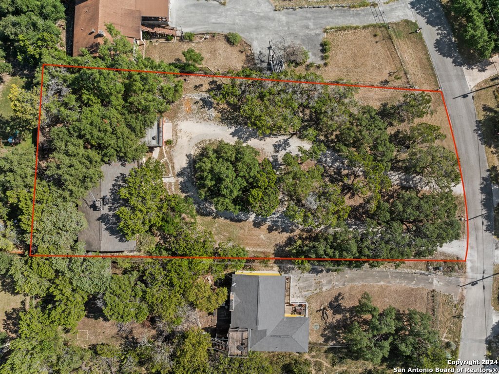 main property photo 25