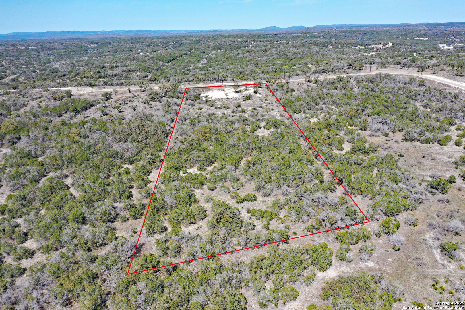 main property photo 8