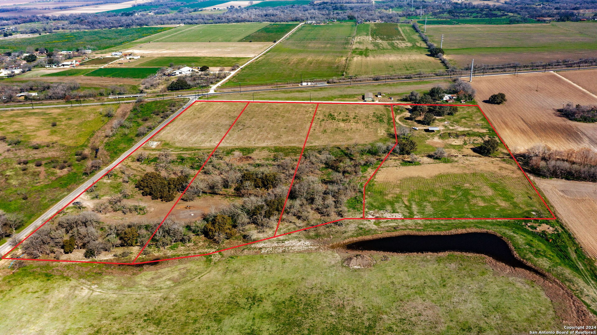 main property photo 11