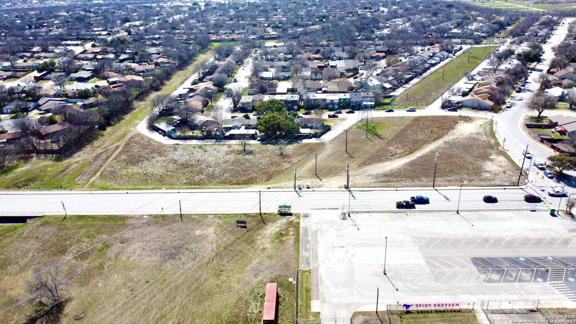 main property photo 12