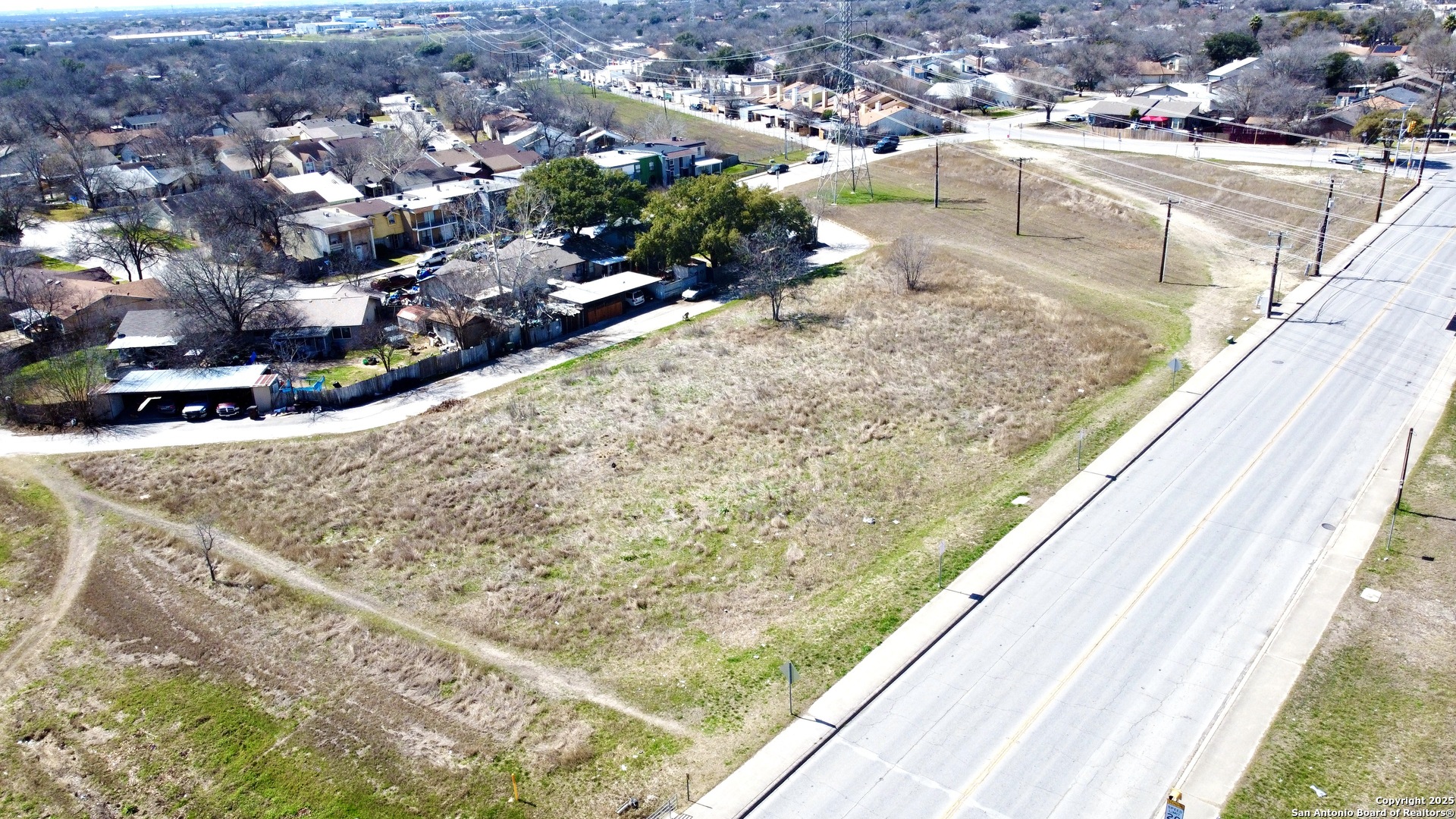 main property photo 17