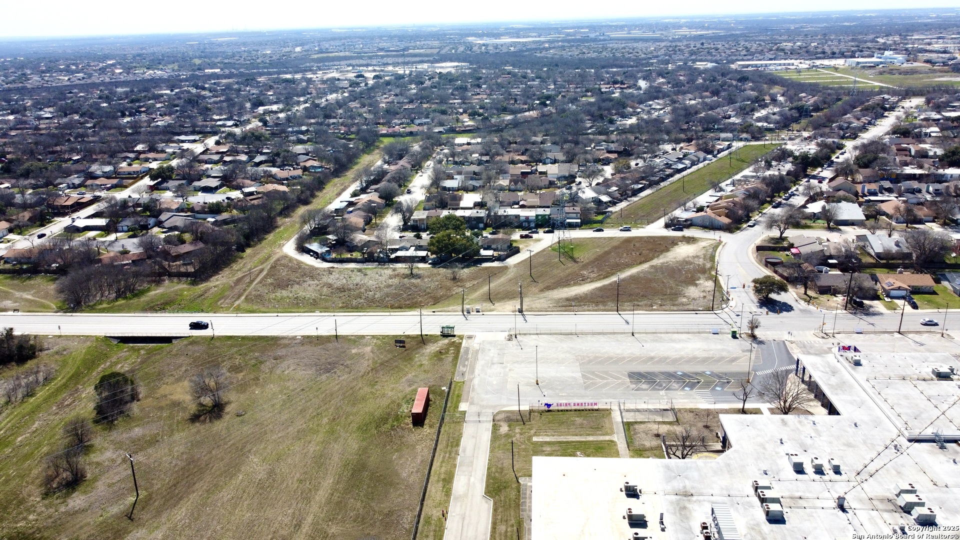 main property photo 14