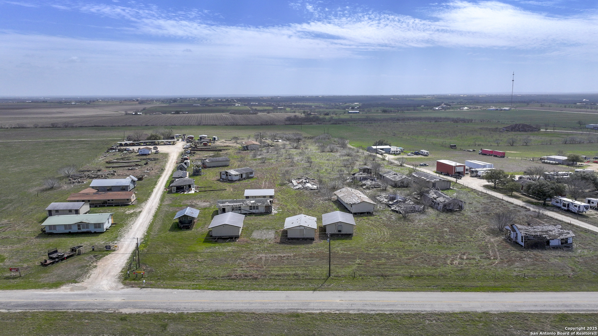main property photo 5