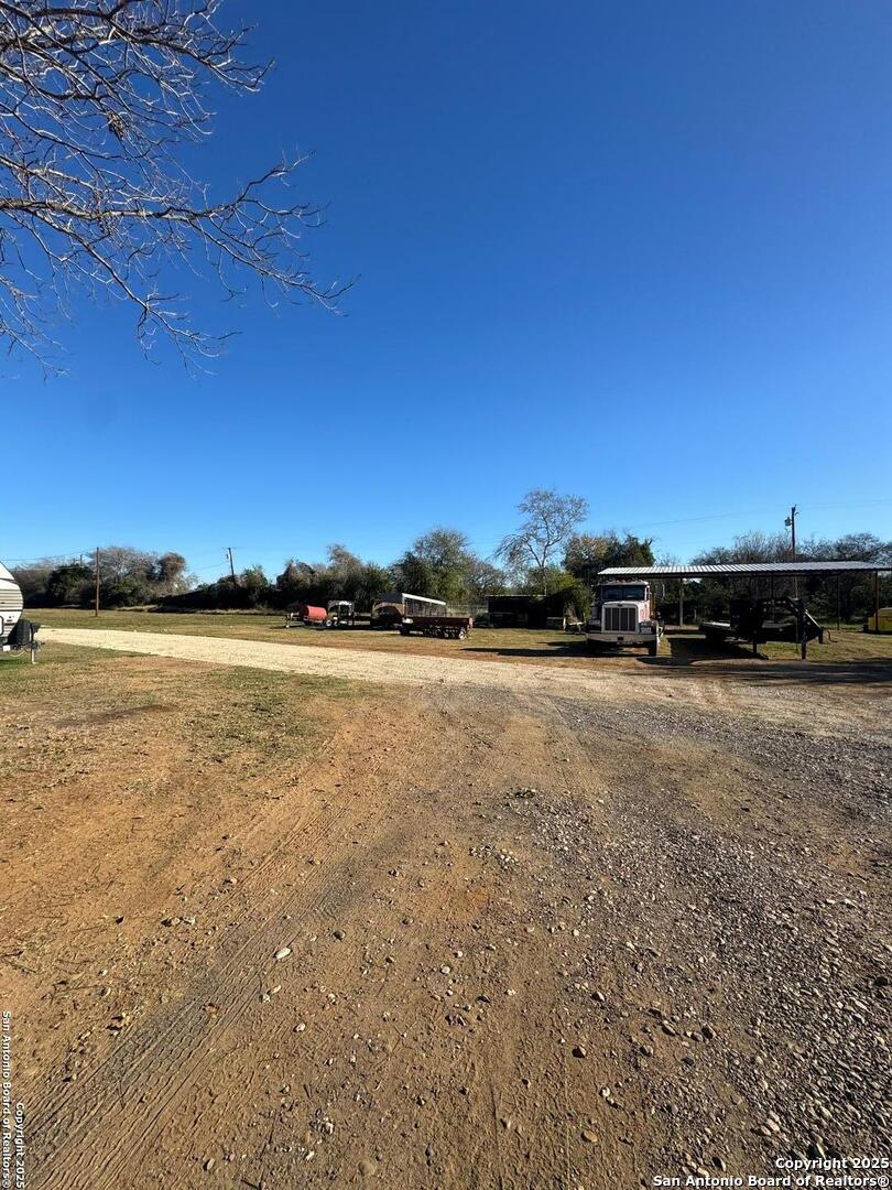 main property photo 11