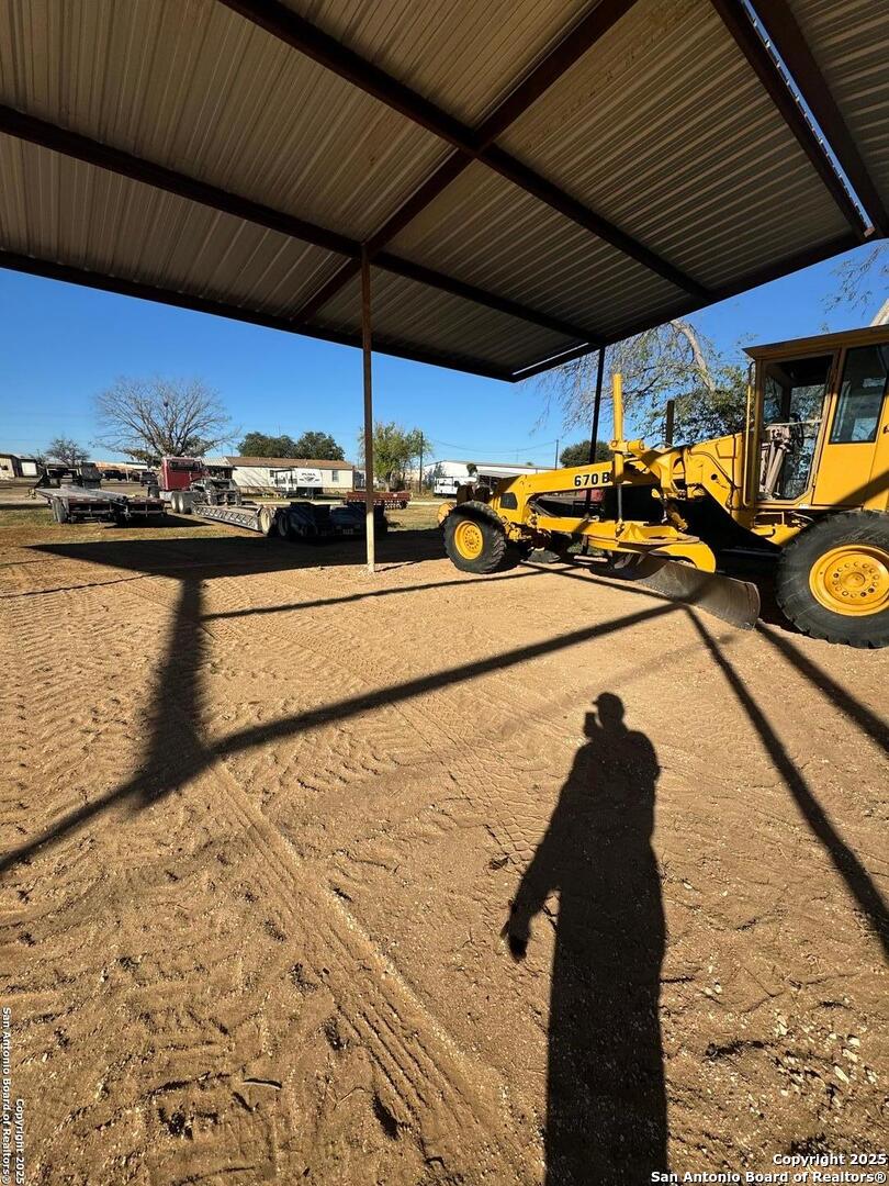 main property photo 15