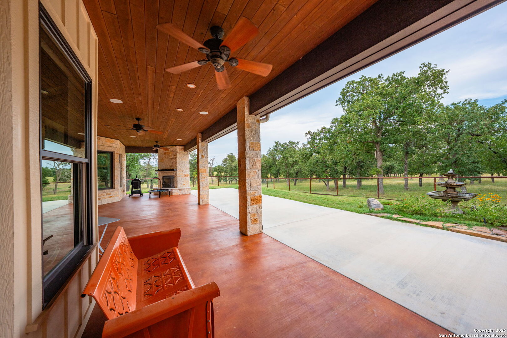 main property photo 26
