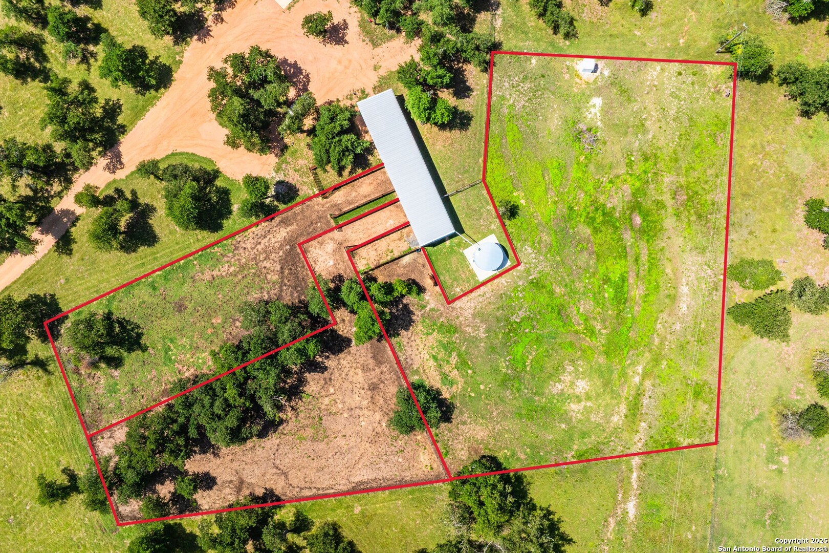 main property photo 30