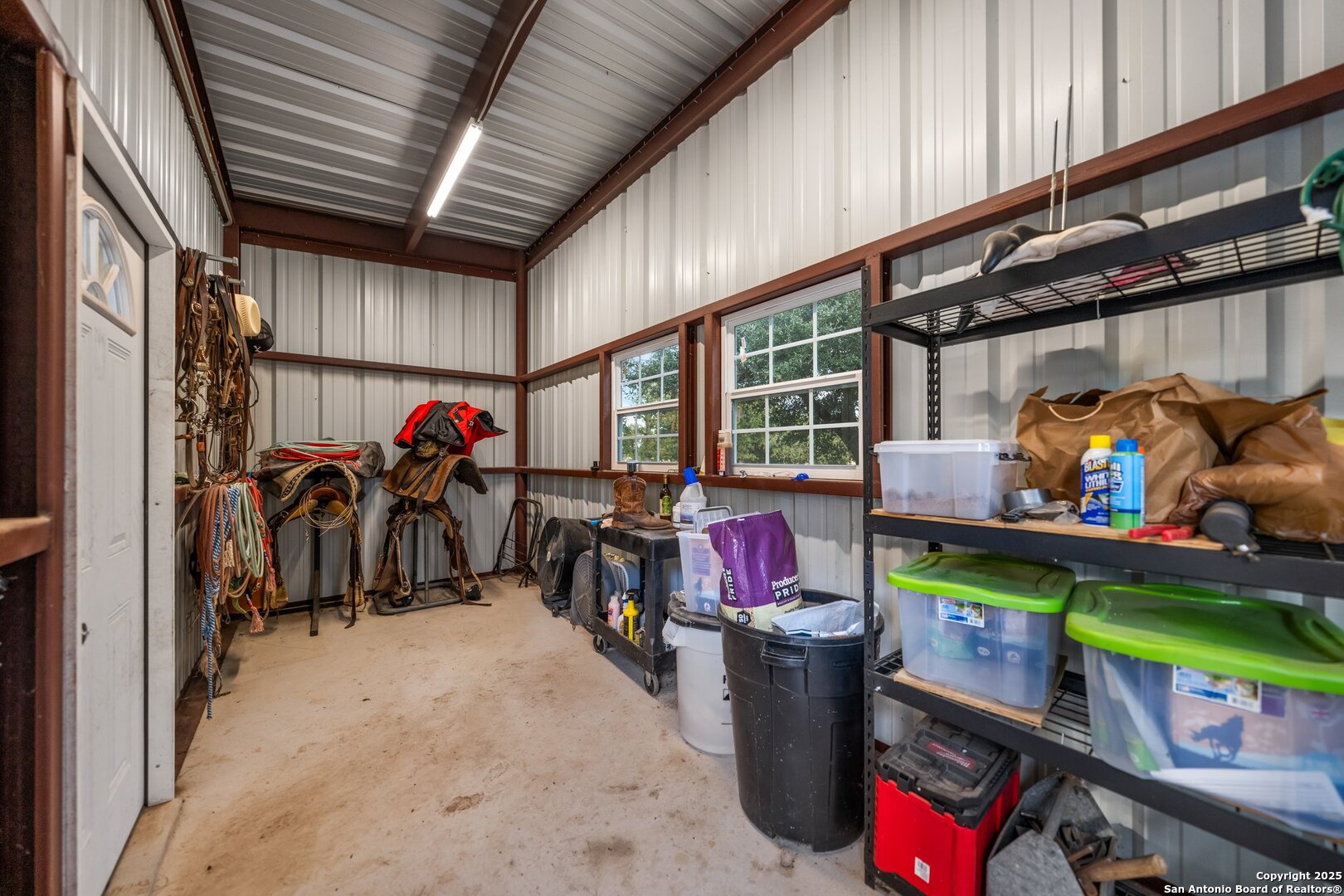 main property photo 31