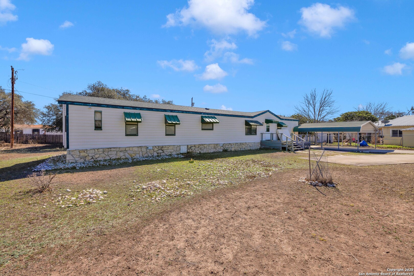 main property photo 2