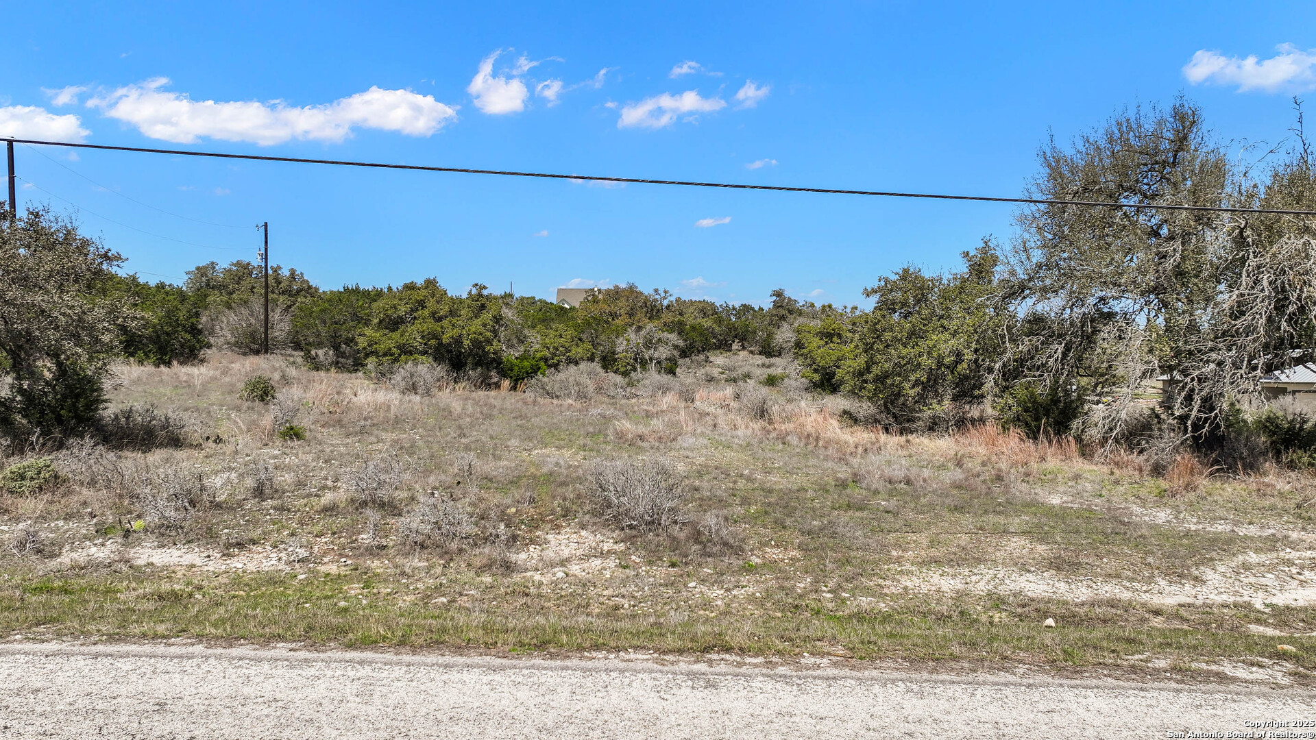 main property photo 19