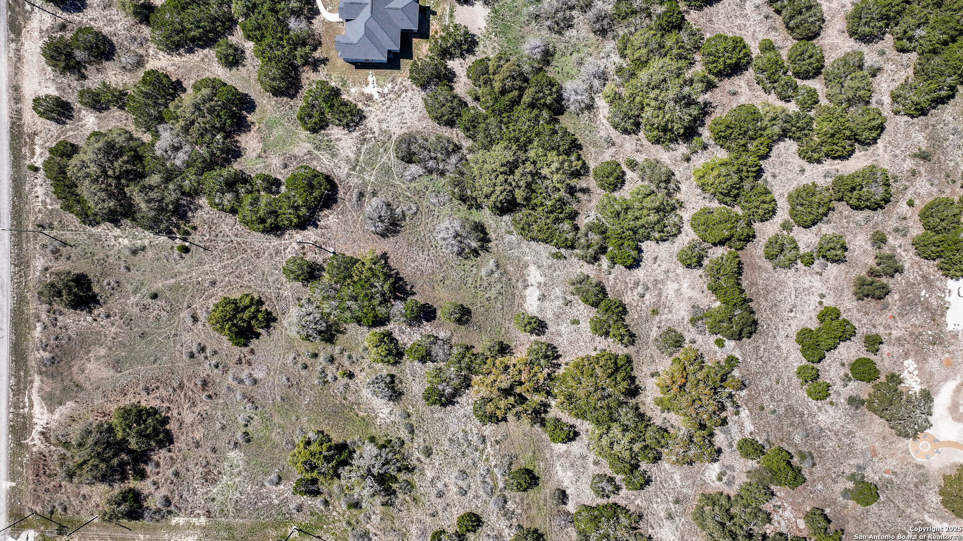main property photo 9