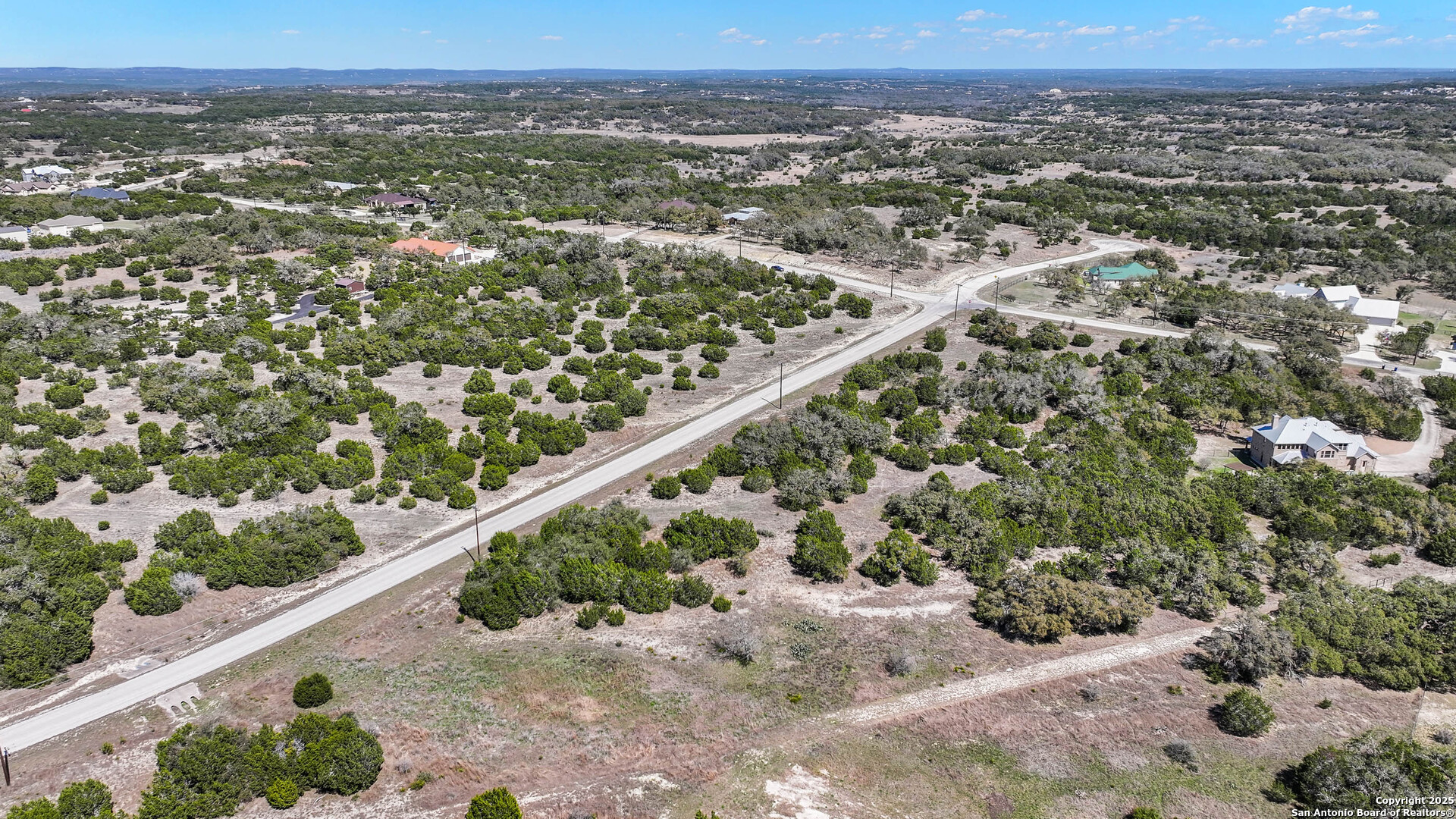 main property photo 13