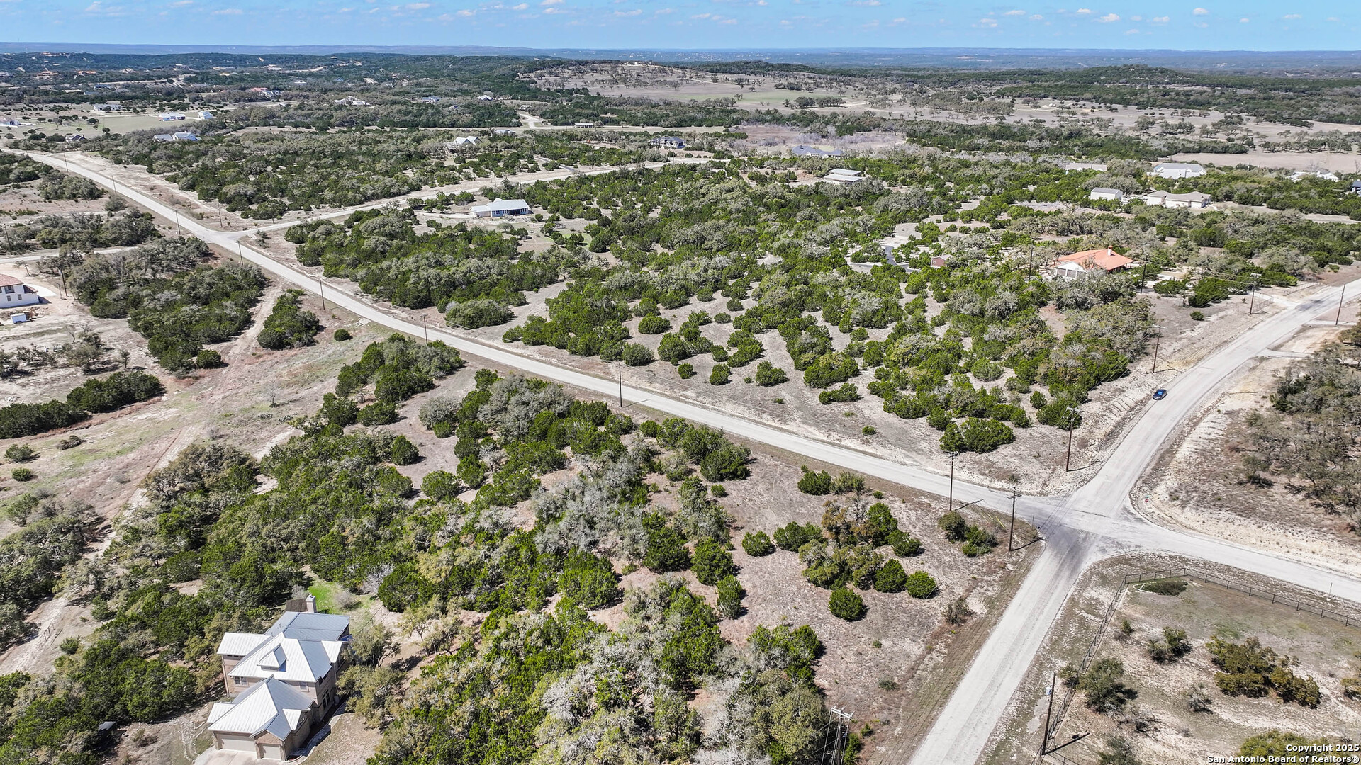 main property photo 15
