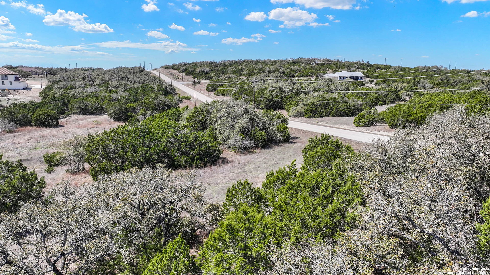main property photo 19