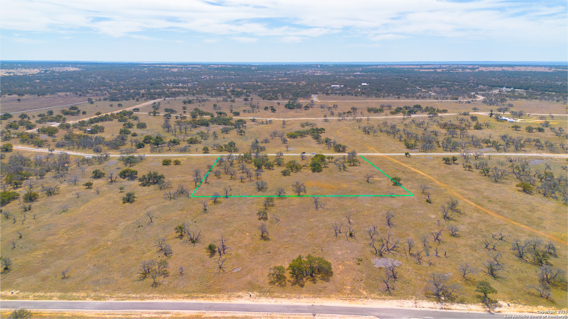 main property photo 29
