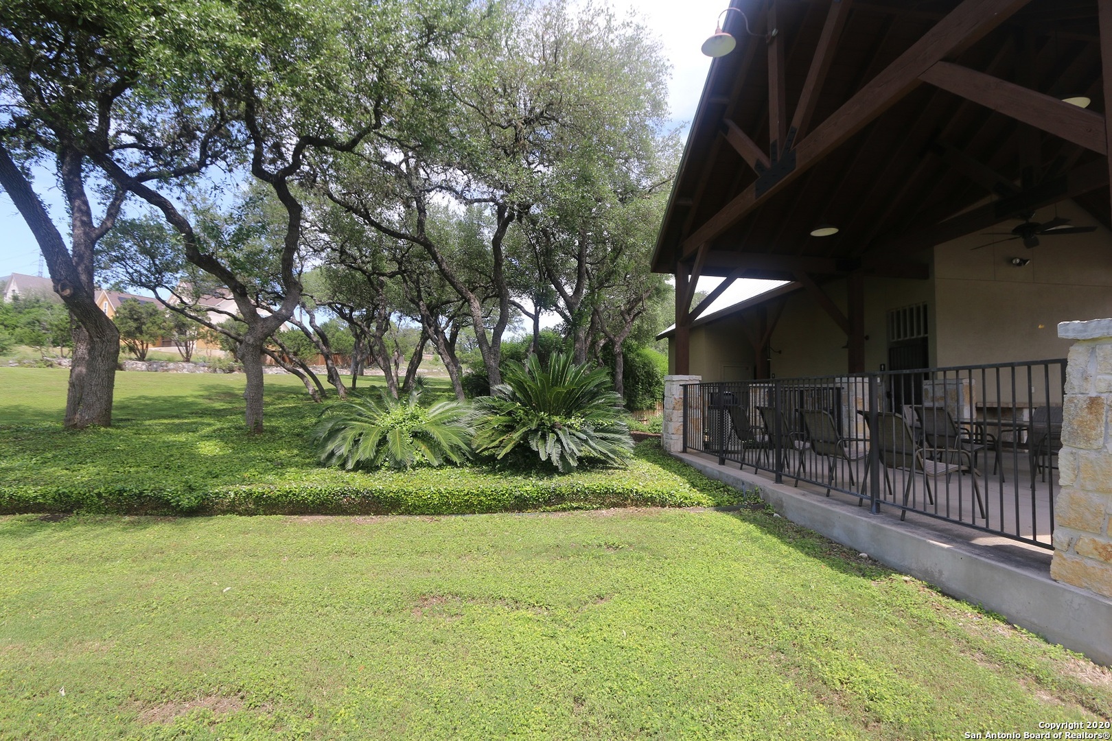 main property photo 27
