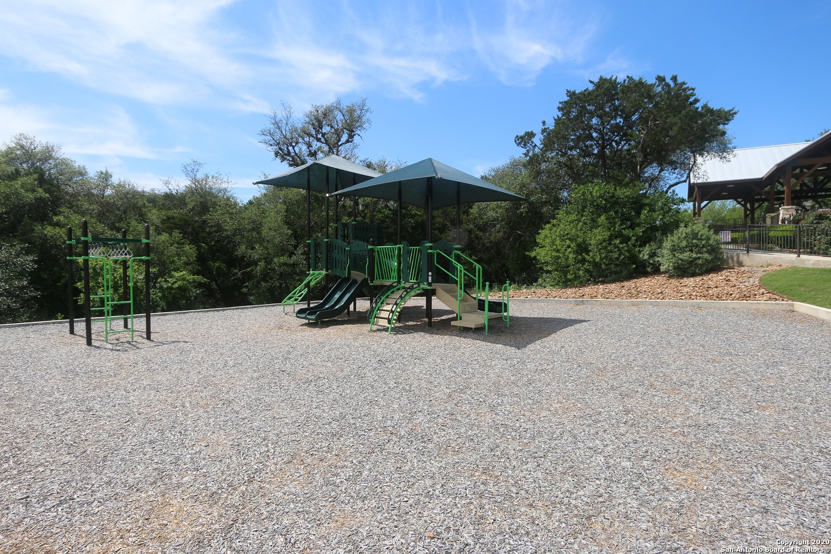 main property photo 31