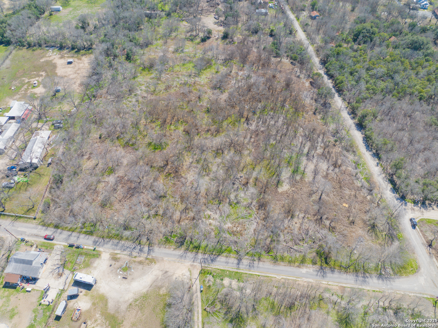 main property photo 8