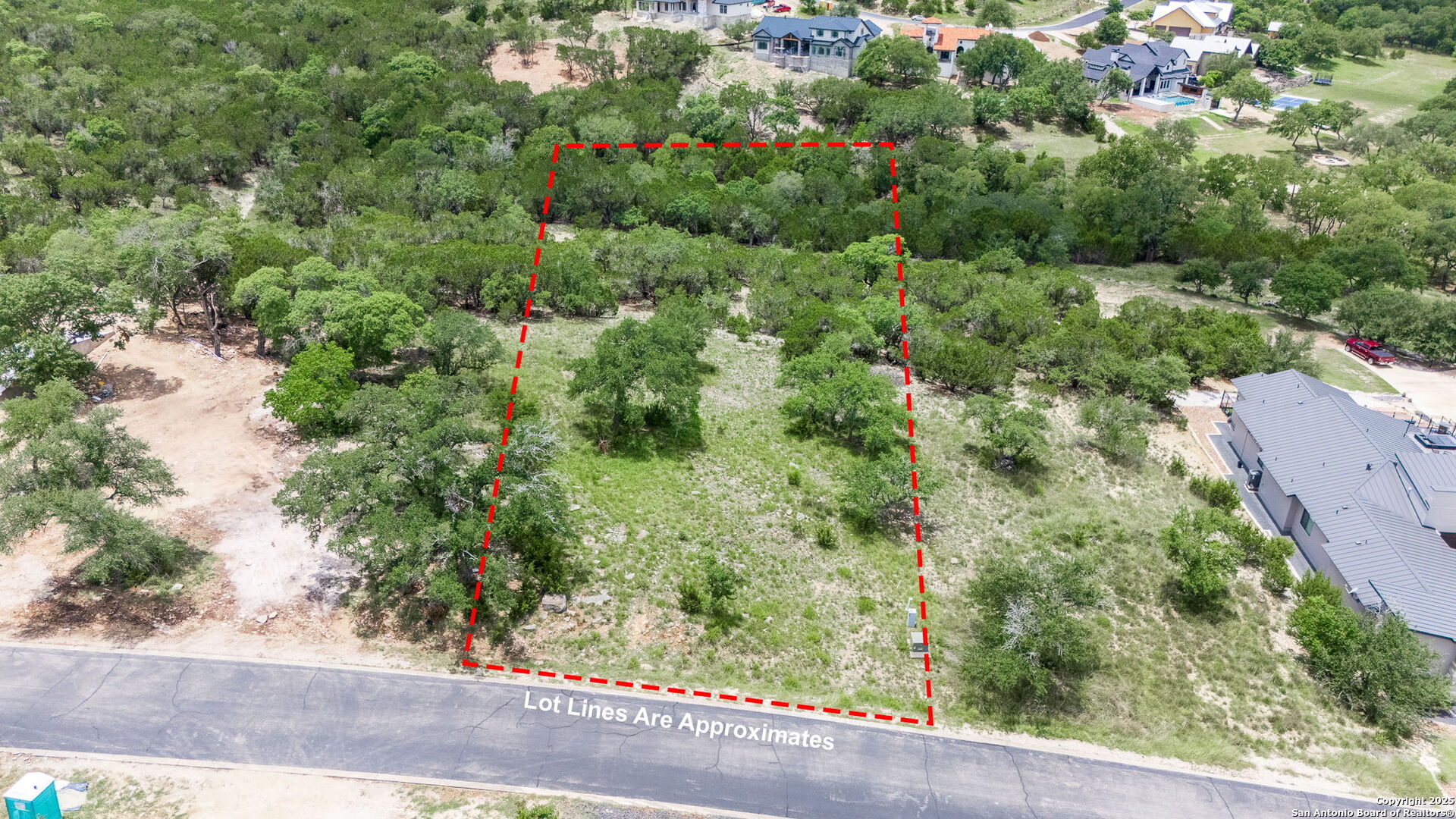 main property photo 9