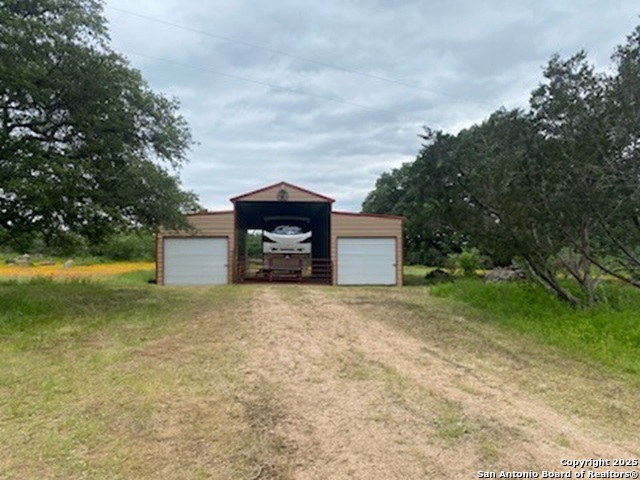 main property photo 9