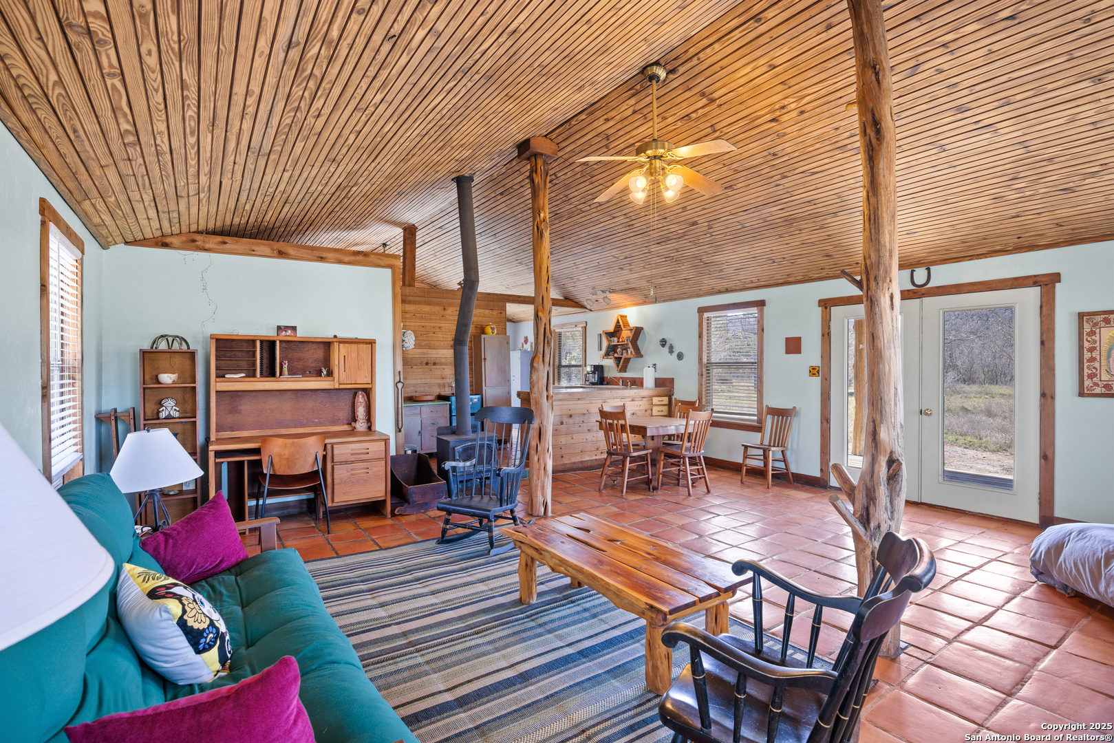 main property photo 11