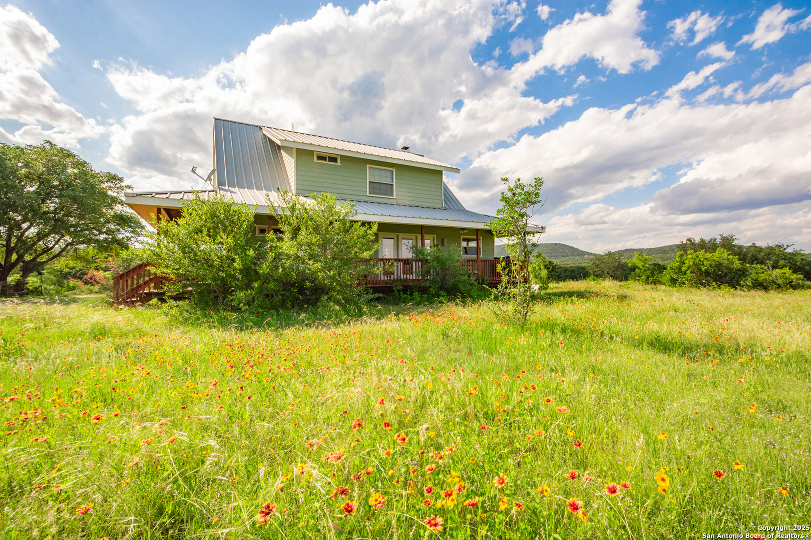 main property photo 15