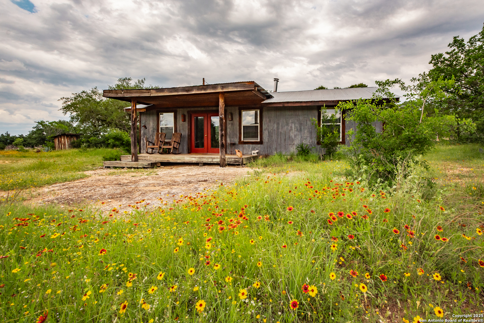 main property photo 27