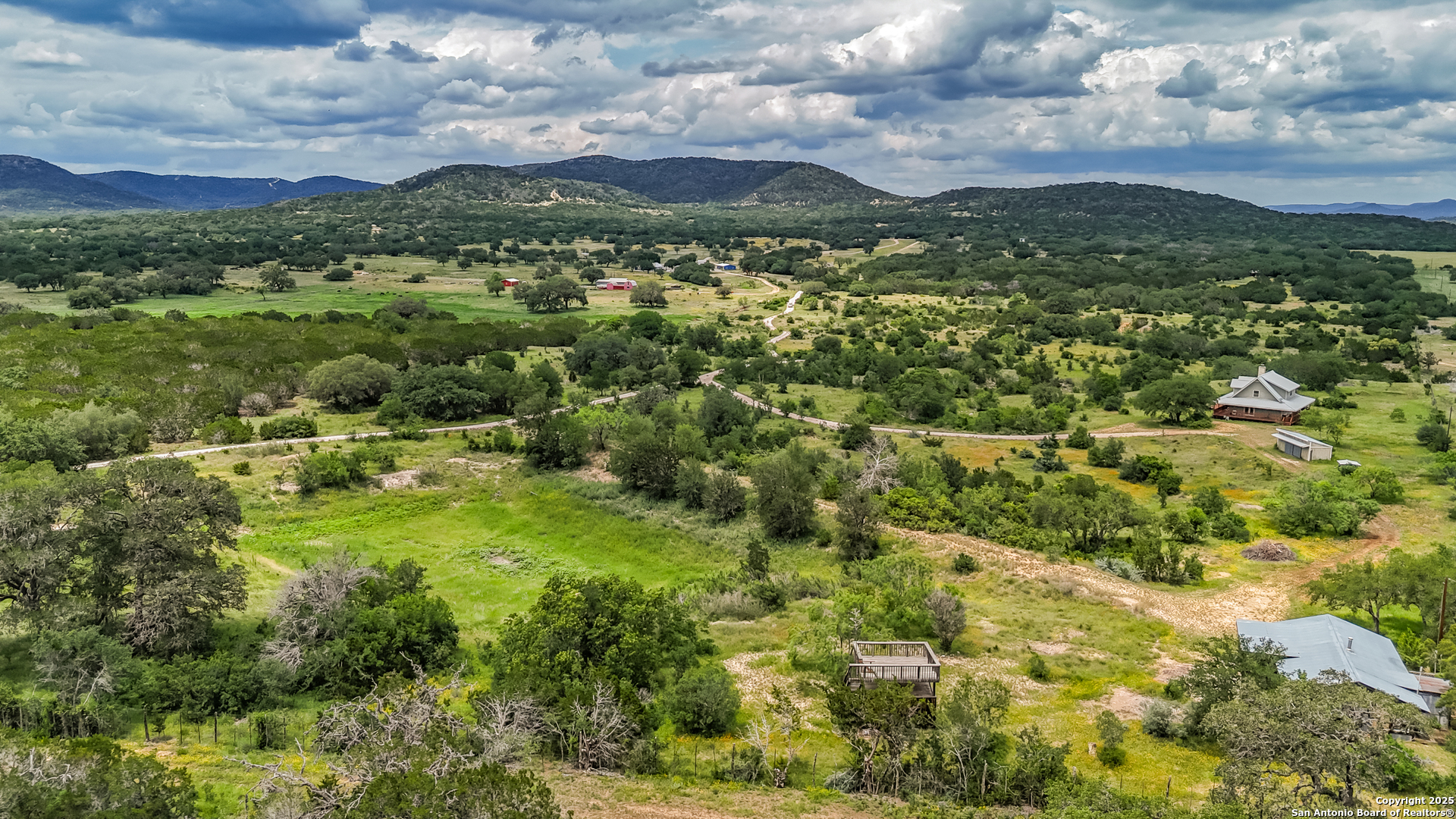 main property photo 34