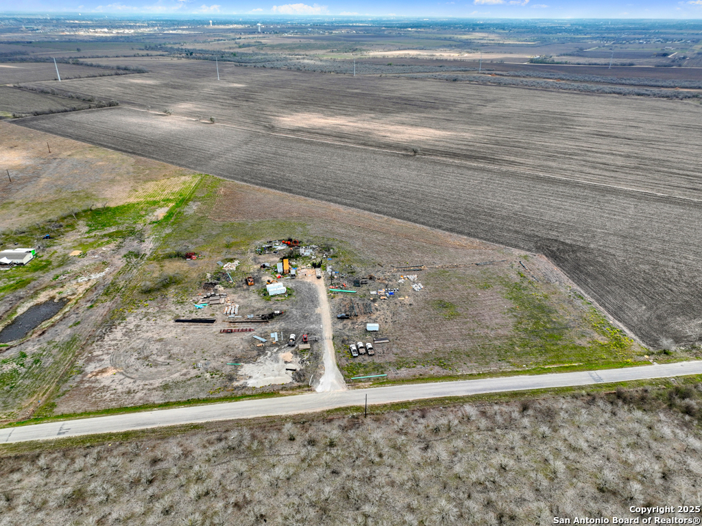 main property photo 4