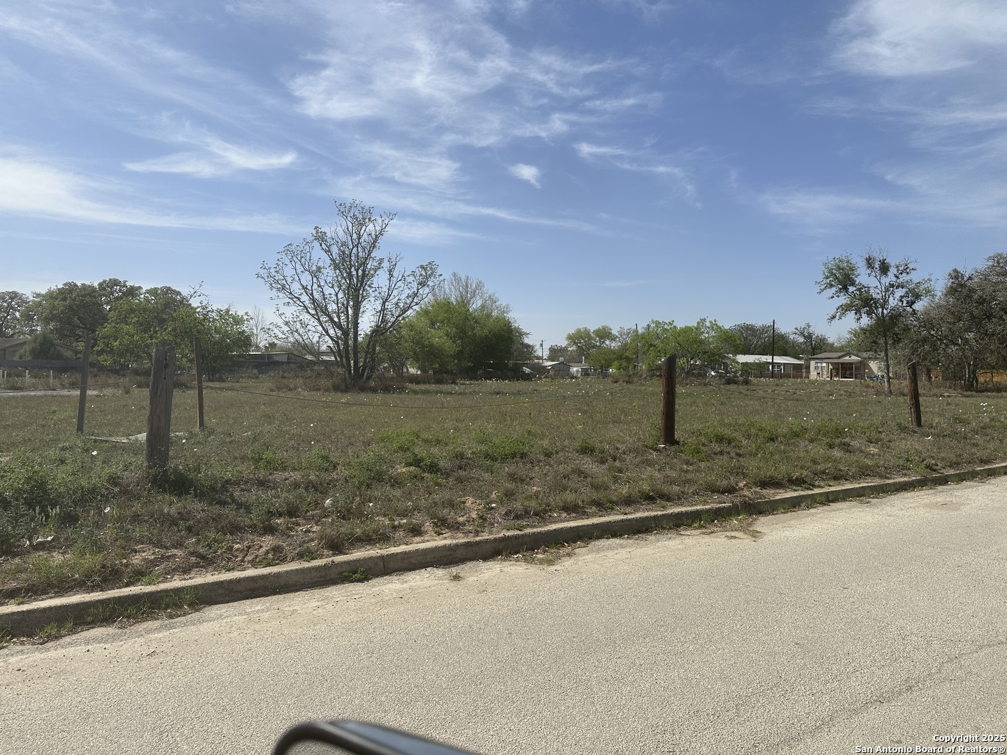 main property photo 6