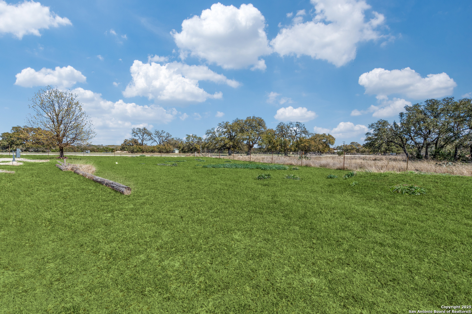 main property photo 10