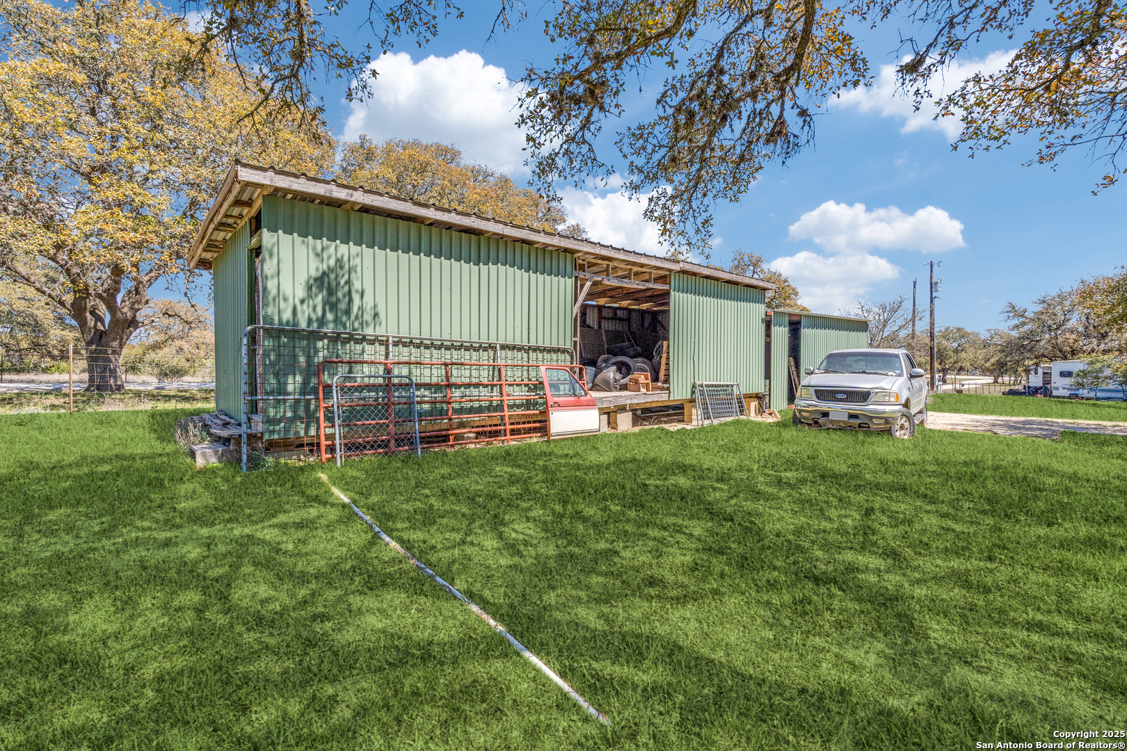 main property photo 15
