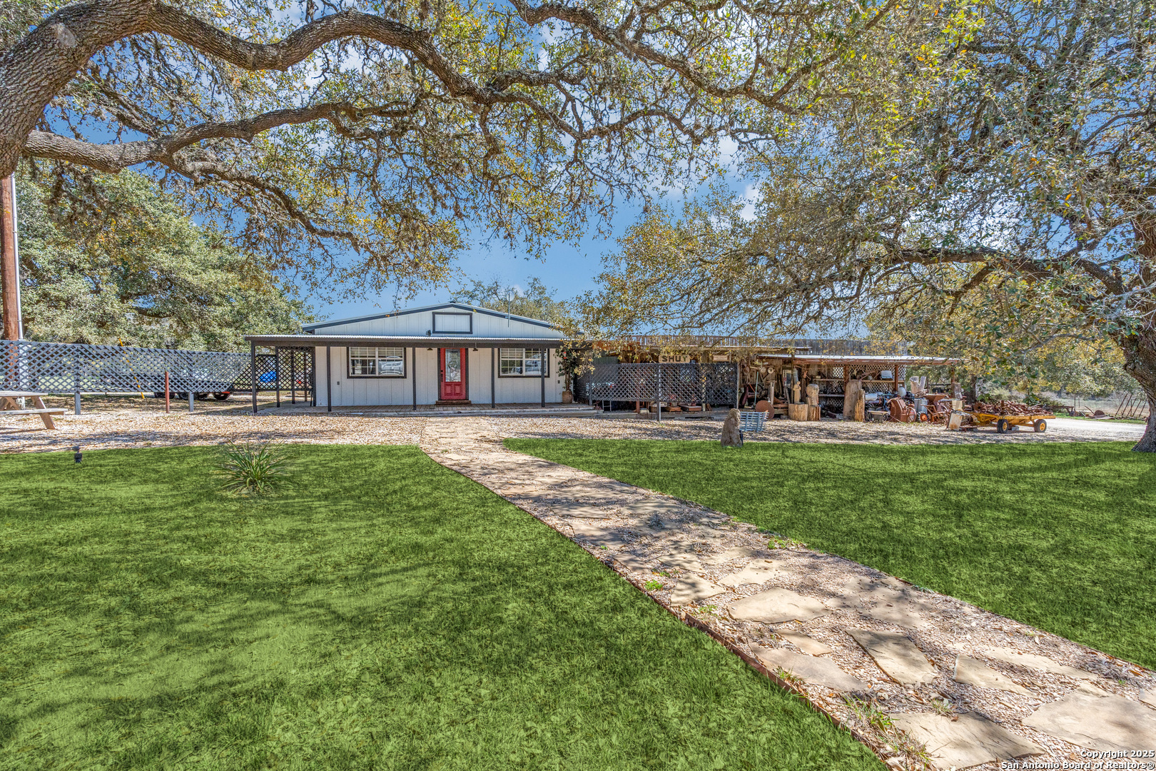 main property photo 23