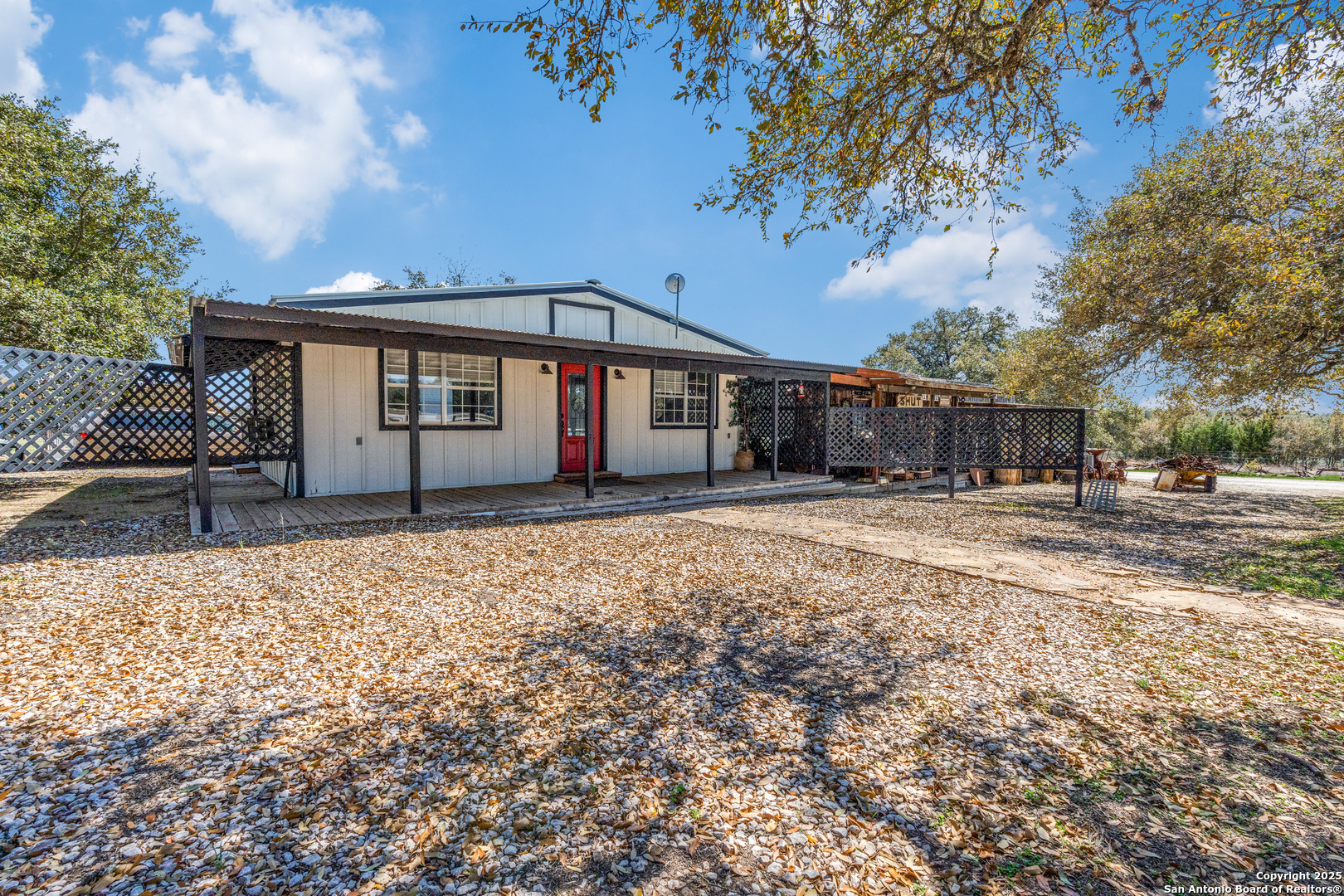 main property photo 24